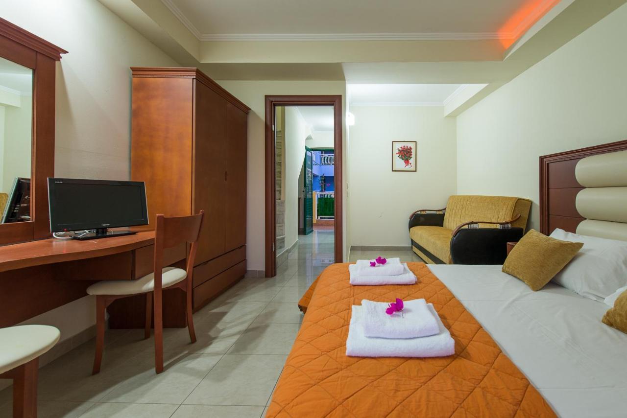 Caretta Beach Resort & Waterpark Kalamákion Dış mekan fotoğraf