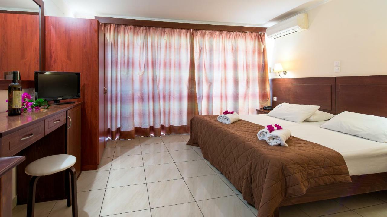 Caretta Beach Resort & Waterpark Kalamákion Dış mekan fotoğraf