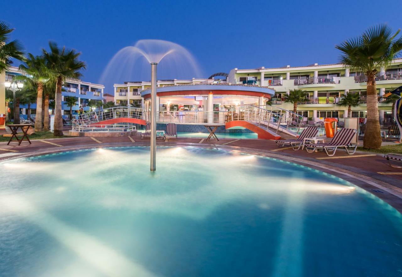 Caretta Beach Resort & Waterpark Kalamákion Dış mekan fotoğraf