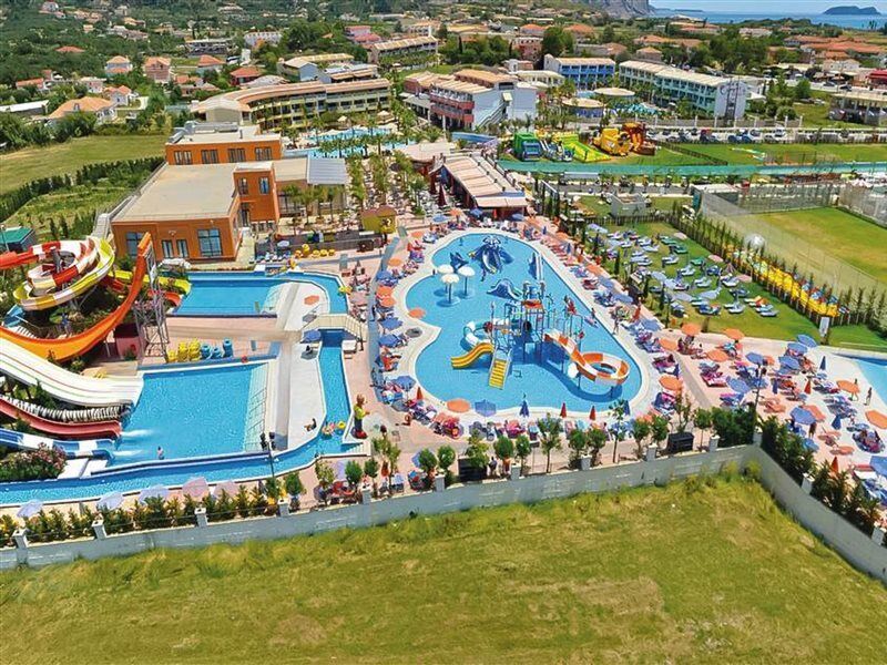 Caretta Beach Resort & Waterpark Kalamákion Dış mekan fotoğraf